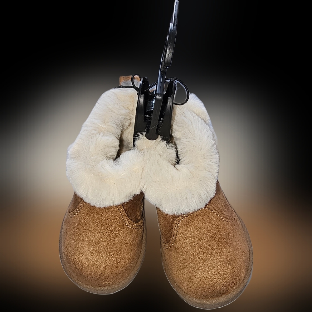 NWT Infant Girls Easy-On Boots Size 3